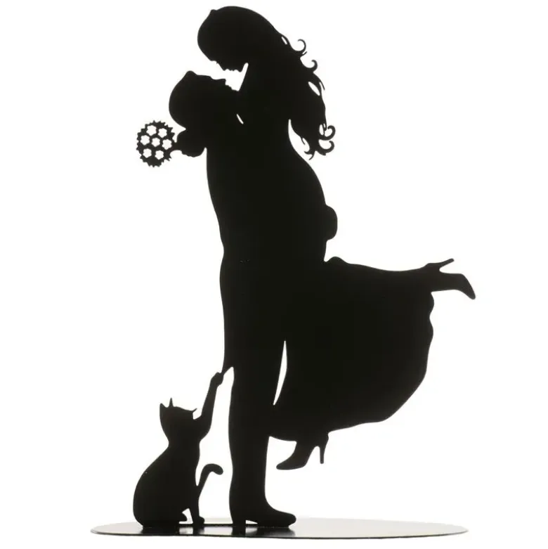 Couple de mariés avec chat métal noir
