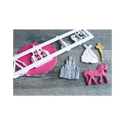 Découpoir pâte à sucre 4 empreintes princesse