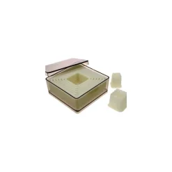 9 Découpoirs carrés cannelés assortis