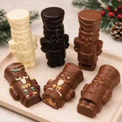 Moule chocolat en 3 parties 1 casse-noisette 3D