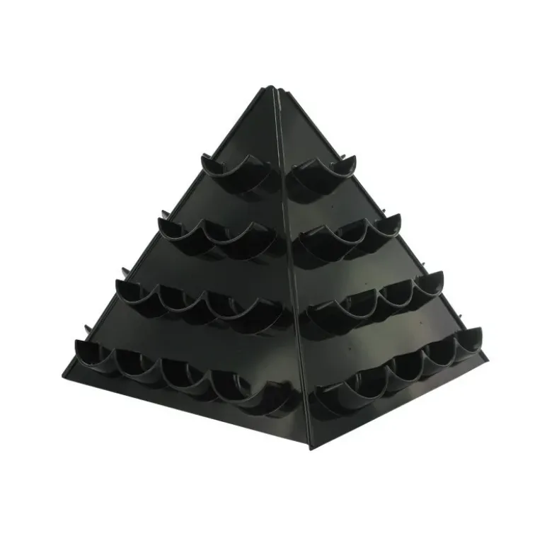 Pyramide à macarons noire