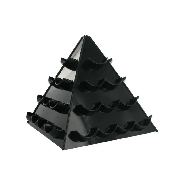 Pyramide à macarons noire