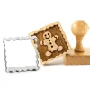 Tampon à biscuit bois Bonhomme en pain d'épices + découpoir carré