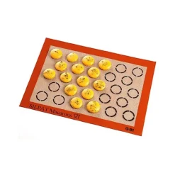 Tapis de cuisson à macarons Silpat (37,5 x 27,5 cm)