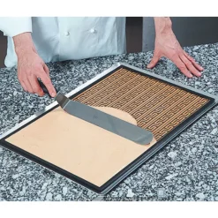 tapis relief silicone 565x370 grande frise grecque